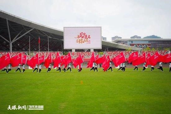 几个月前拜仁曾寻求引进西班牙国门乌奈-西蒙但是遭遇球员拒绝。